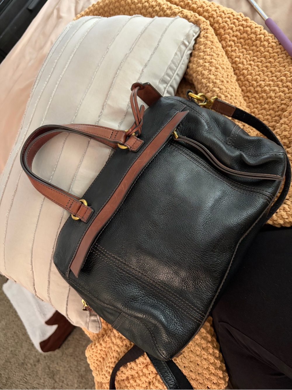 Fossil Black and Brown Leather Shoulder Bag